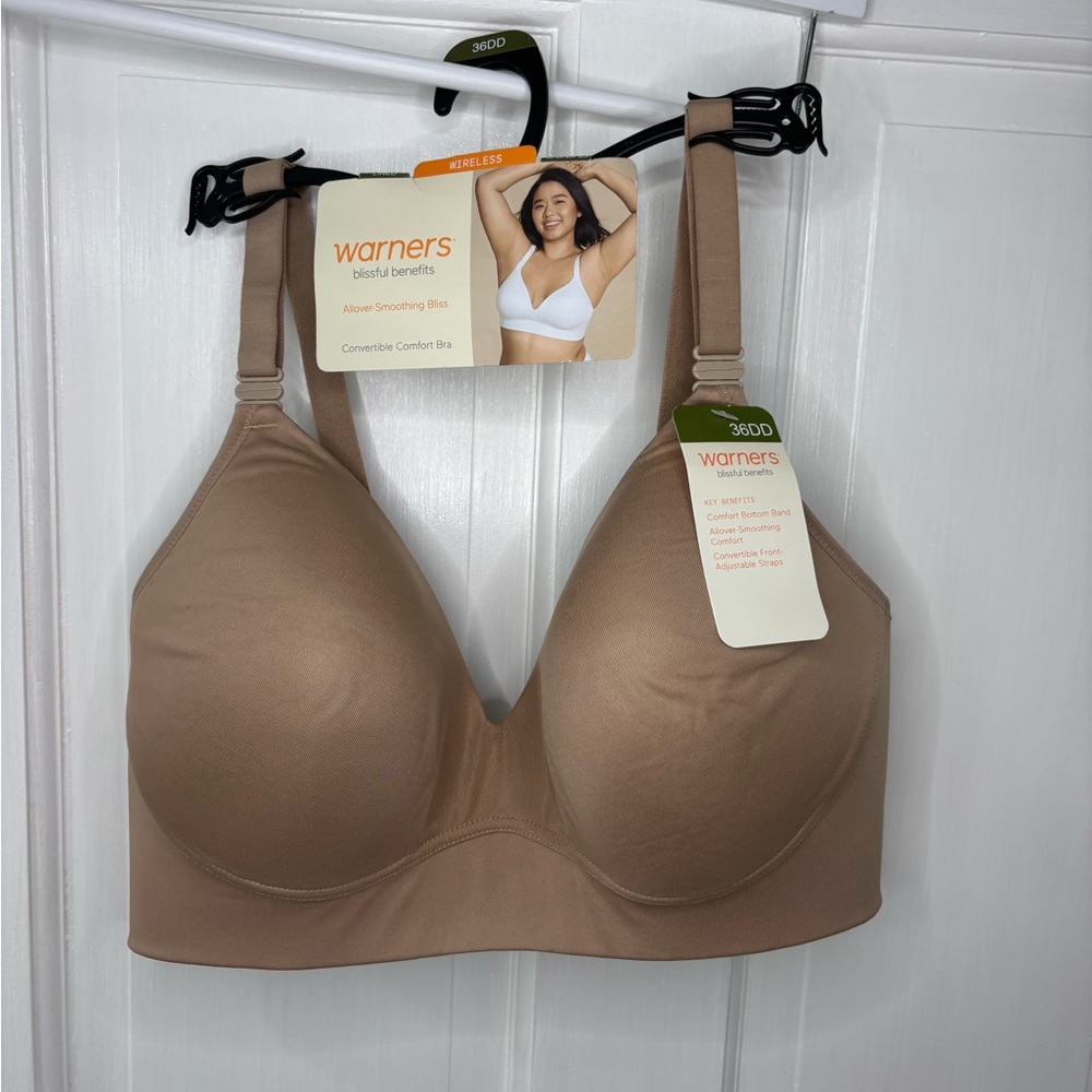 NWT Warner’s 36DD wireless convertible comfort bra